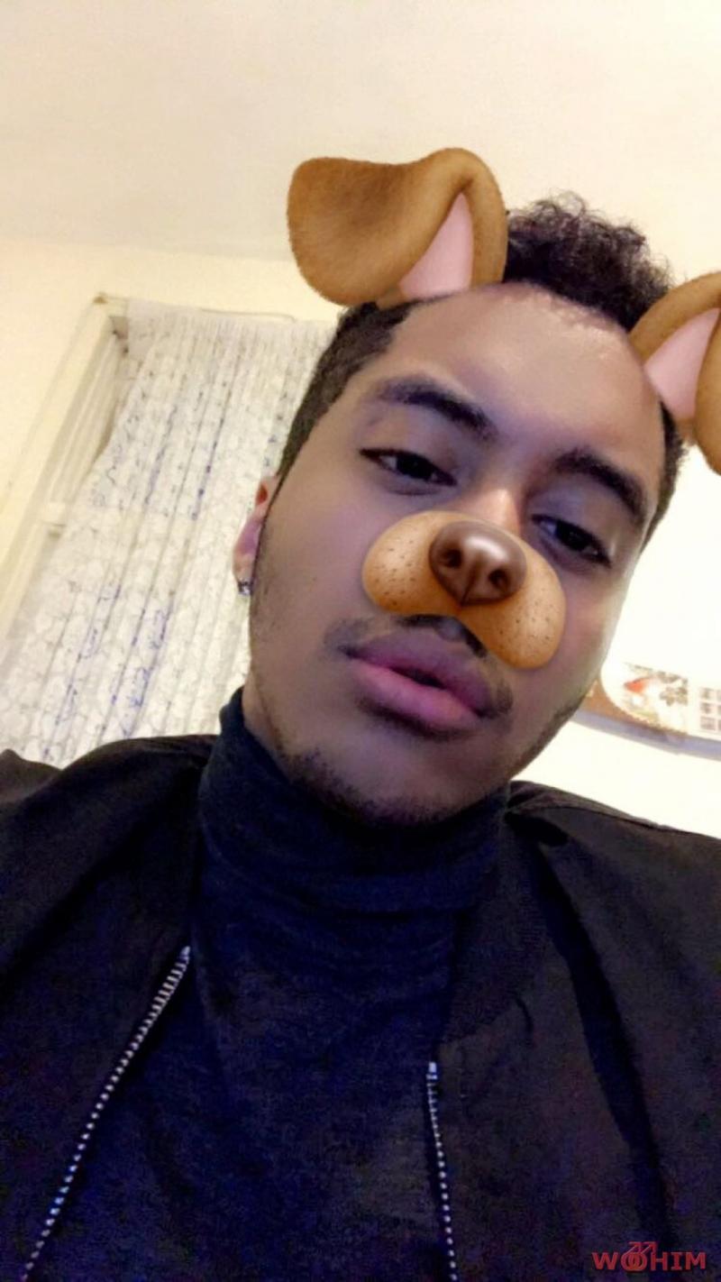 Profile of lightskin Callum